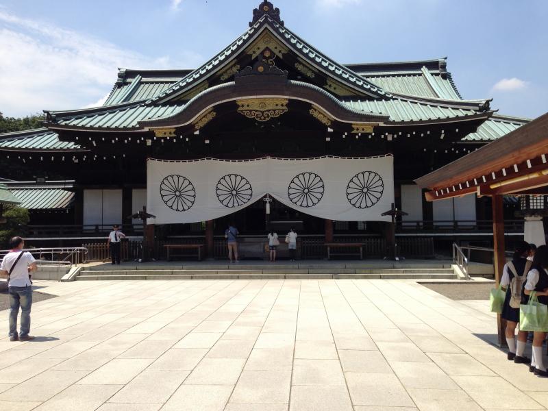 靖国神社 拝殿正面