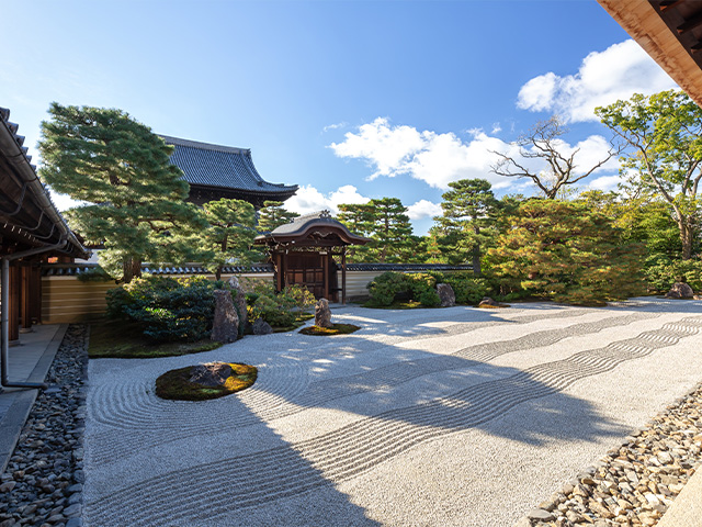 京都・建仁寺の枯山水