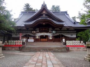 前田利家と妻まつを祀る尾山神社